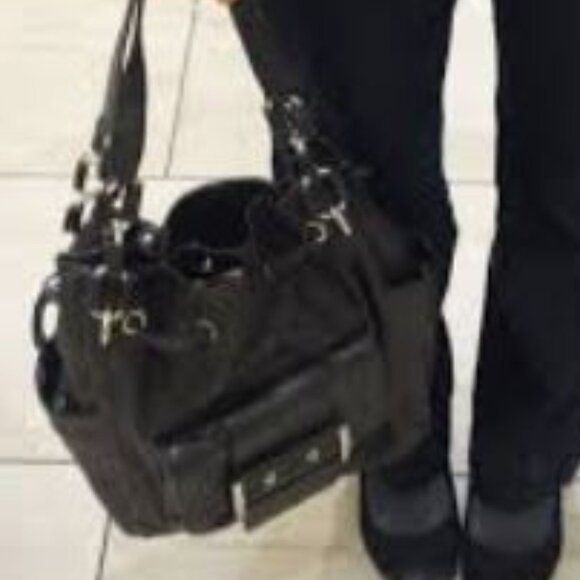 Gorgeous Michael Kors Leather Shoulder Tote Bag EUC - Picture 2 of 12